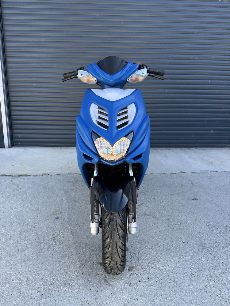 Yamaha Aerox R