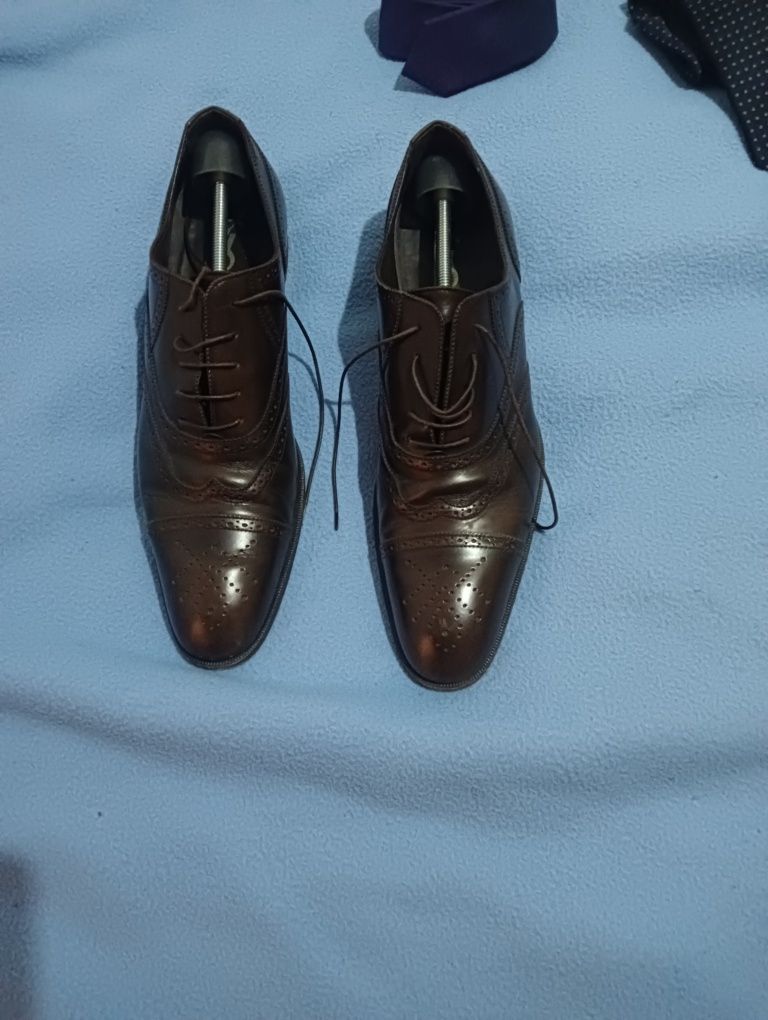 Мъжки обувки Yves Saint Laurent