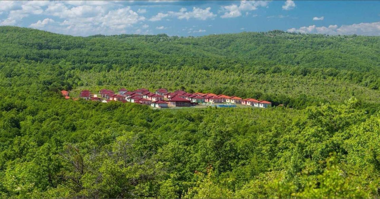 Продава се Заведение в с. Баня, Област Бургас - 1 кв.м за 500000 €/кв.м - Снимка #7