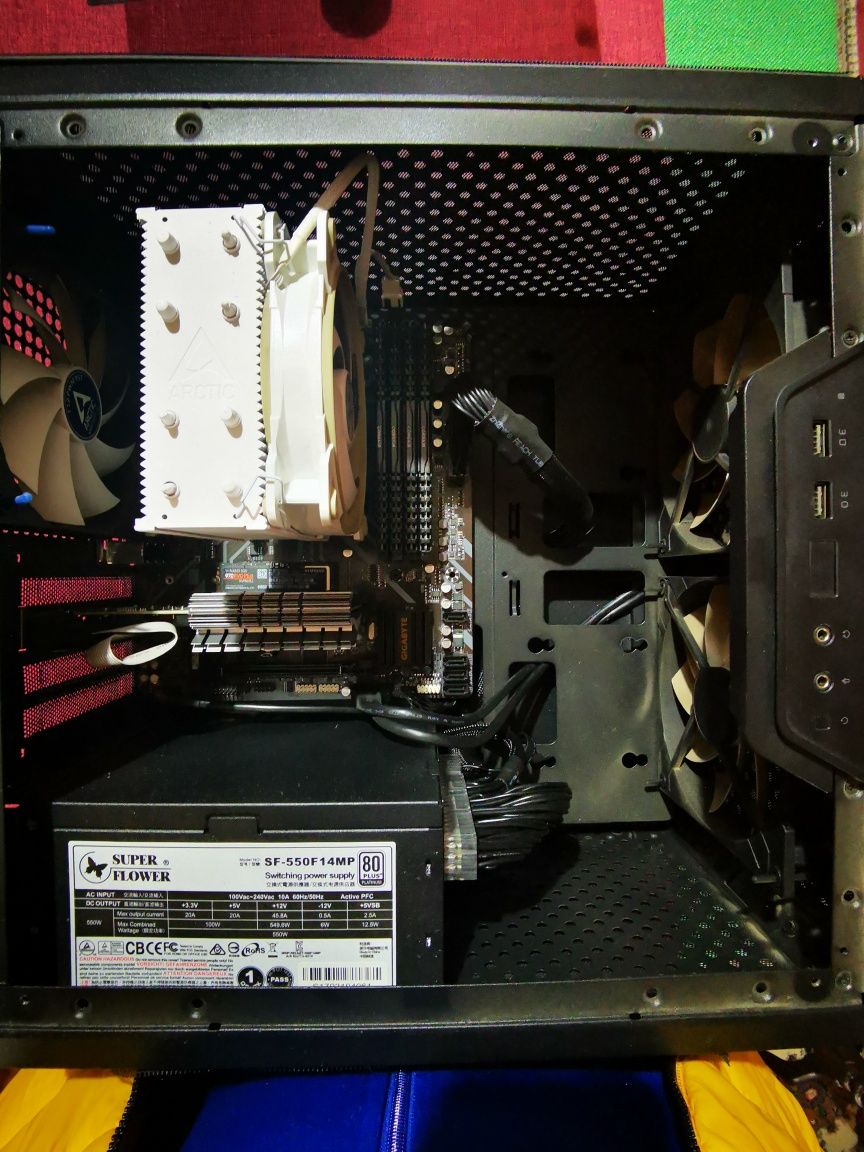 PC desktop AMD Ryzen 9 3900X, 64GB DDR4, 500GB SSD, GT730