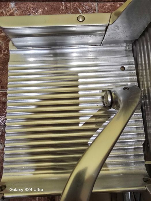 Машина за рязане .работи перфектно