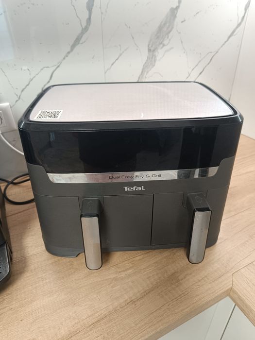 Friteusa cu aer cald