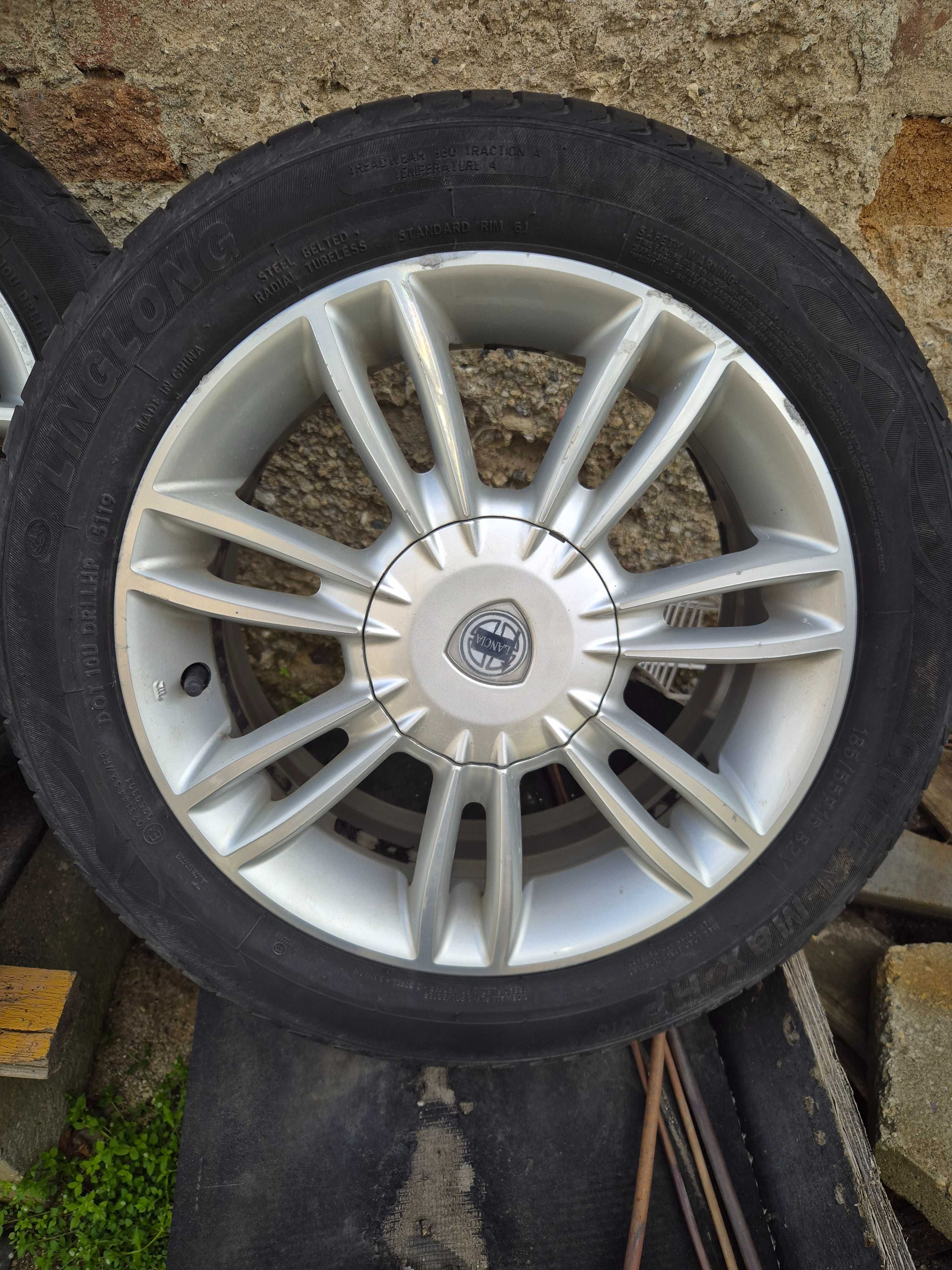 Продавам лети джанти с комплект гуми 185/55/R15, 4x98