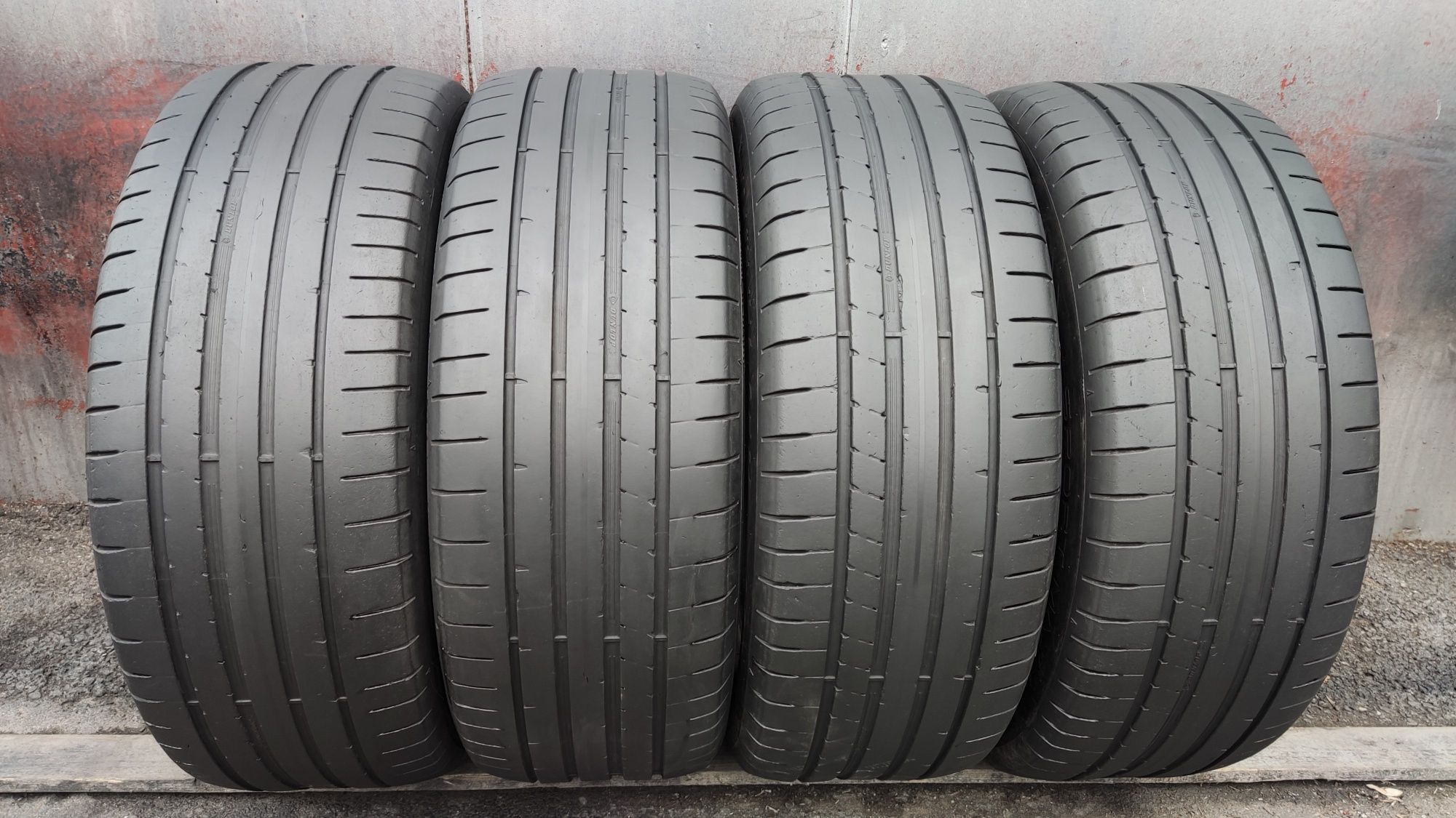 4бр. летни гуми 235/55/18 Dunlop SP Sport Maxx RT2, SUV
dot21
6.5mm
До