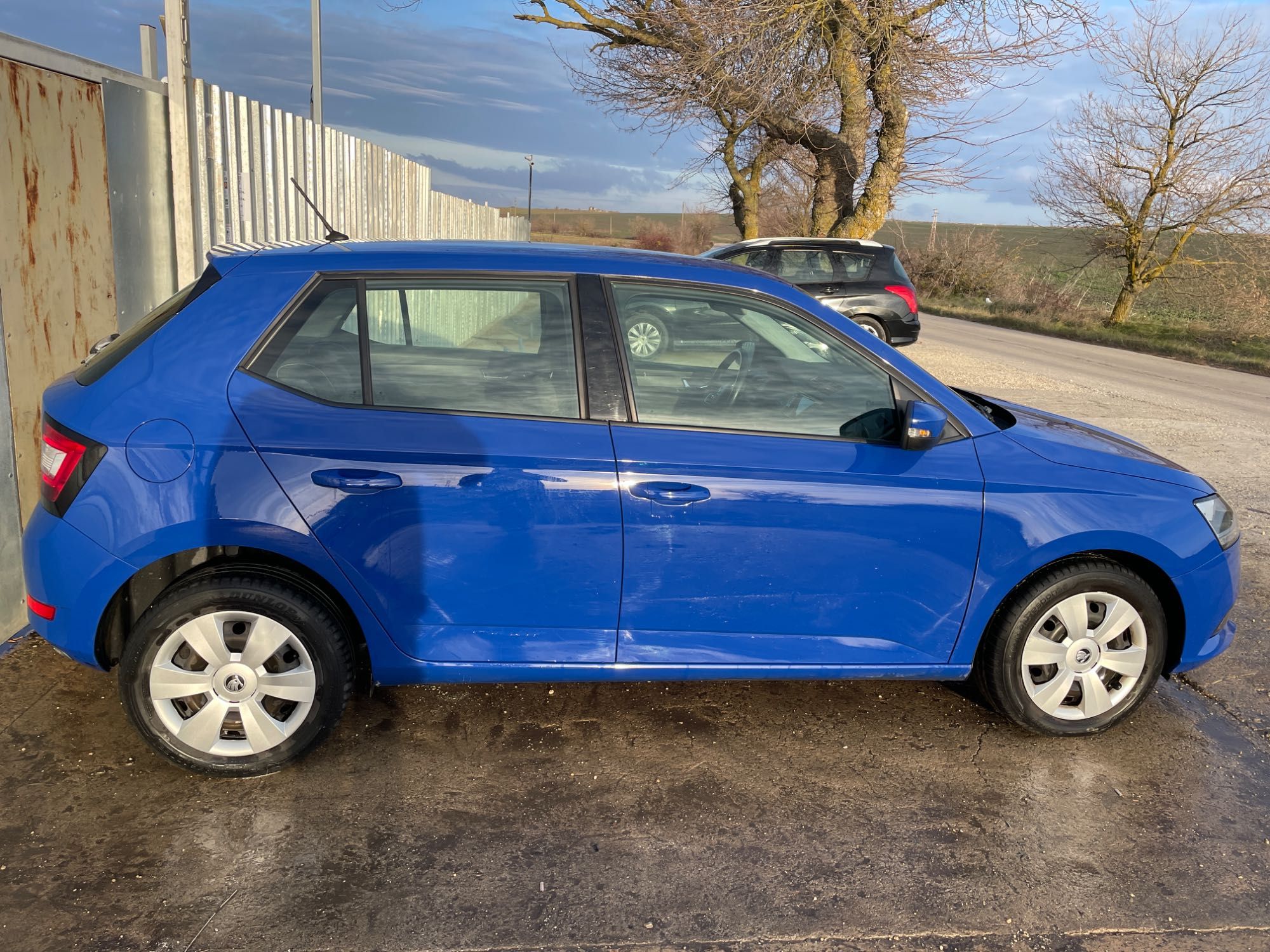 Skoda Fabia 1.0 MPI, 11.2021 г., перфектно техническо състояние