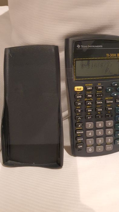 Calculator științific Texas Instruments