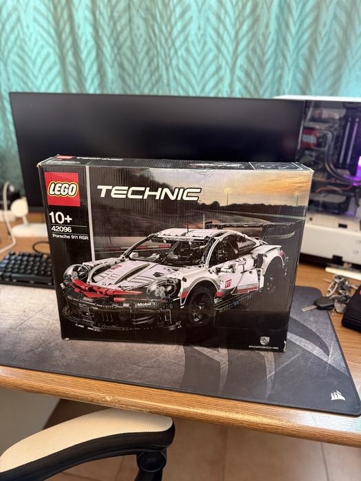 LEGO Technic Porsche 911