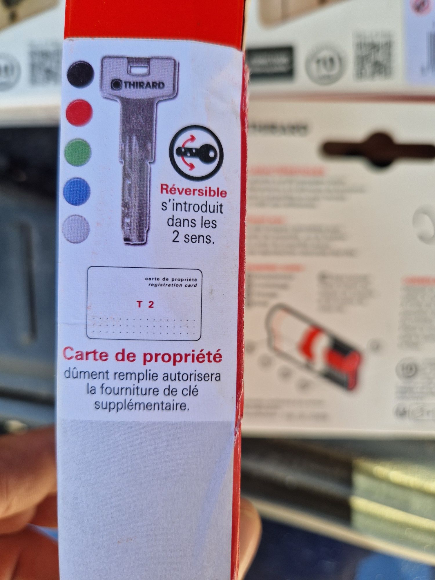 Butuc usa cu 5 chei
