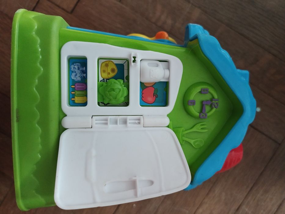 Подарявам интерактивна къща leap frog