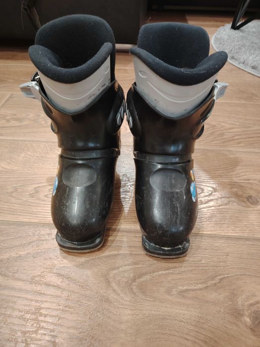 Ски и ски обувки 30 номер