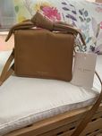 Нова чанта Ted Baker естествена кожа