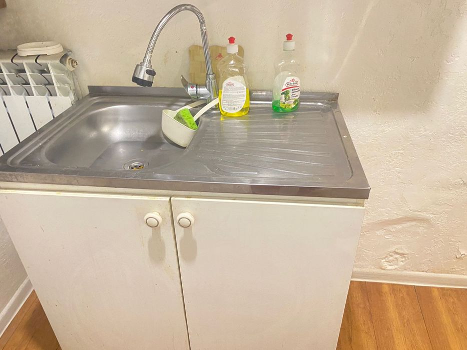 Продам стол/диван/стулья/шкаф