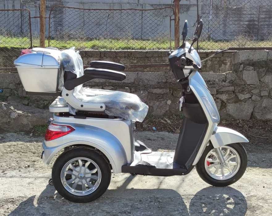 НА ИЗПЛАЩАНЕ - Електрическа триколка EcoWay Vista T408 силвер 1500W