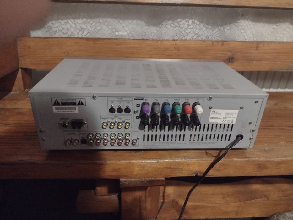 Reciver cu subufer și 4 boxe de la akay