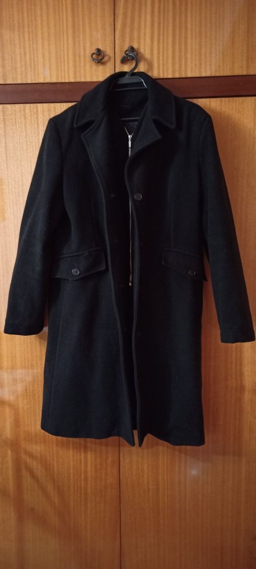 Черно зимно палто