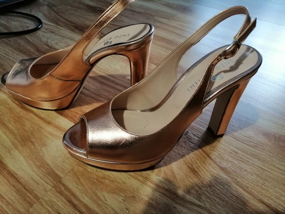 Sandale piele naturala, aurii cu platforma