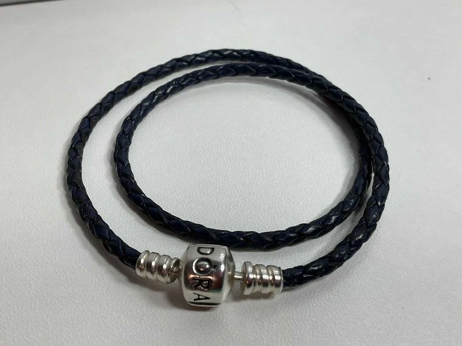 Гривна Пандора|Pandora