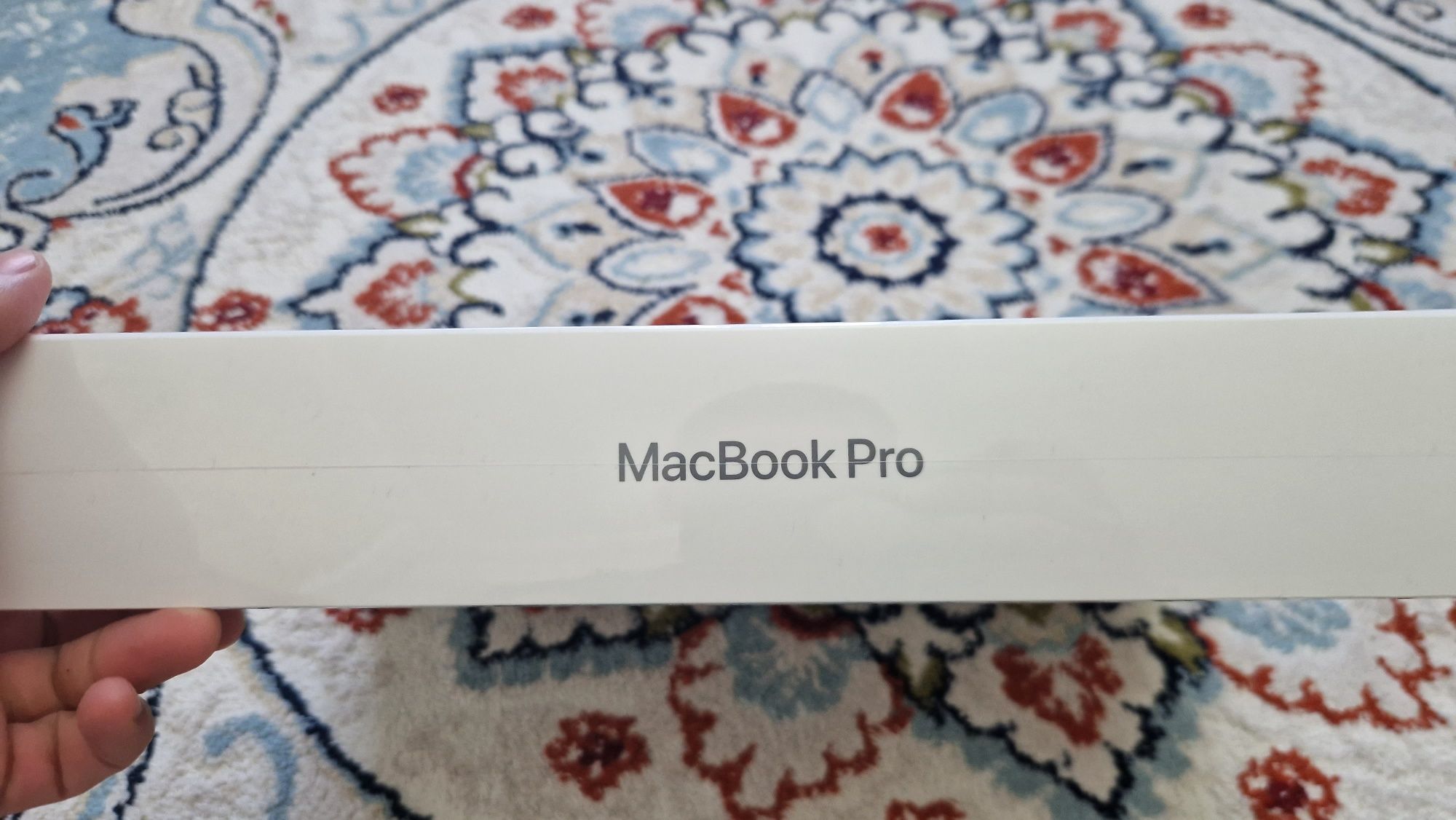 Кредит,рассрочка Новый MacBook Pro M1 Max chip 64 GB 2TB