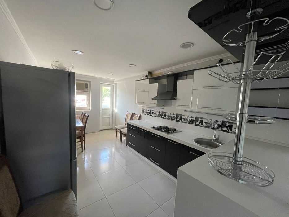 Просторный дом под офис в центре — Мирабадский район, Госпитальный