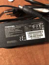 Incarcator laptop Toshiba original stare f buna!