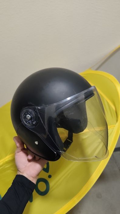 Шлем для мопеда, скутера, электромопеда и тд