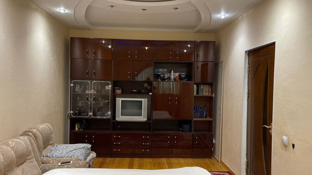 Продается светлая и ухоженная 4-ком. квартира в 8-м квартале Юнусабада