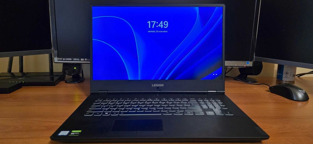 Legion i5-9300H, 17.3", 32 GB RAM, SSD M2 1 TB + 480 GB, GTX1650