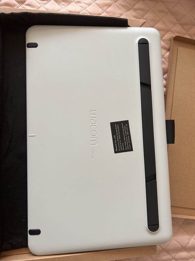 Wacom One Creative Pen Display