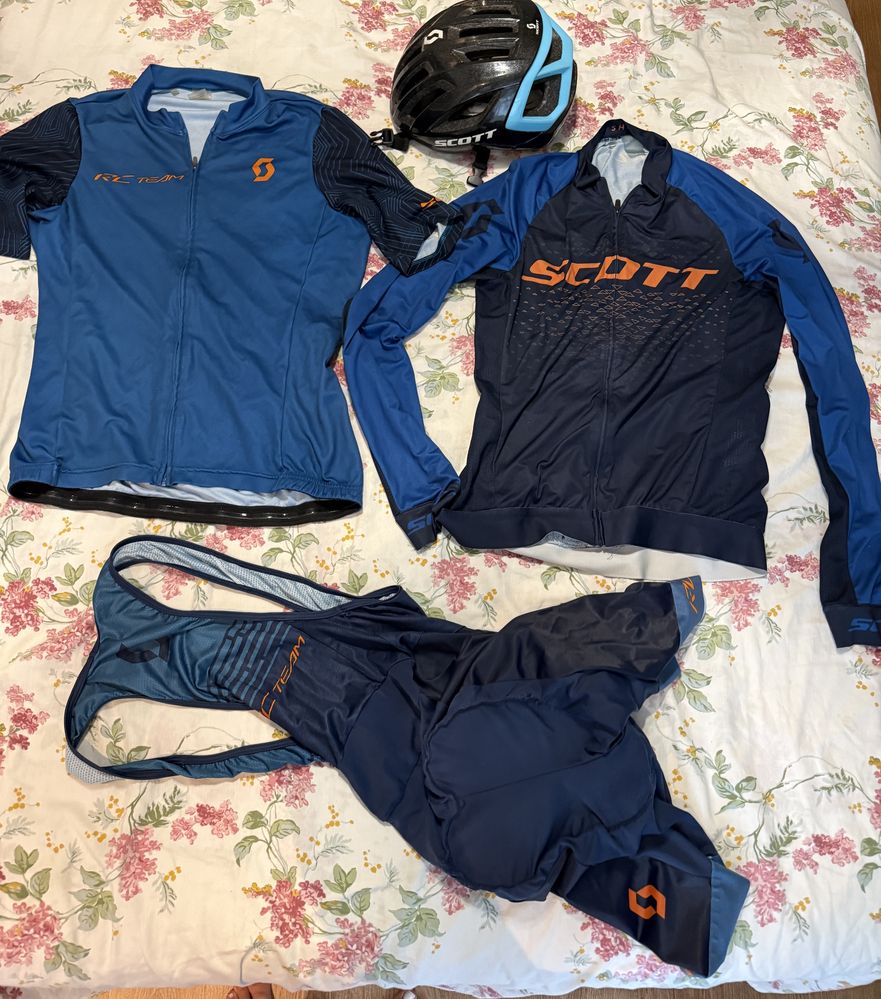 Дрехи и каска Scott RC Team