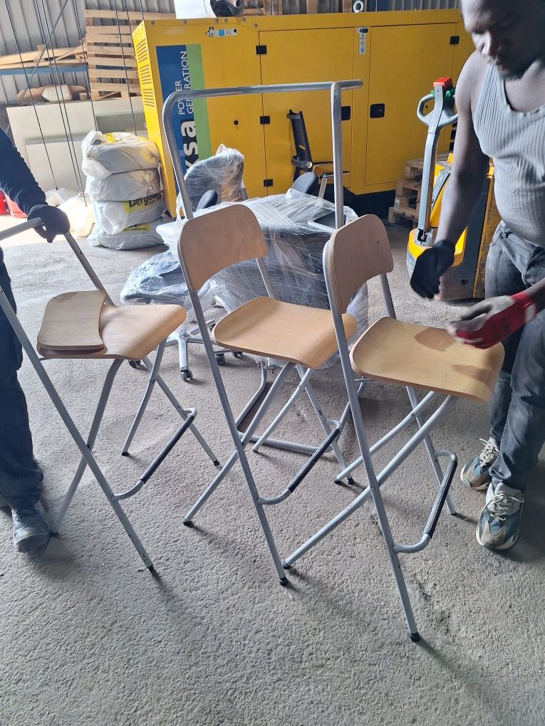 Столове различни модели