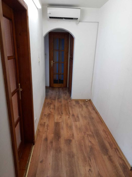 Apartament 3 camere de inchiriat