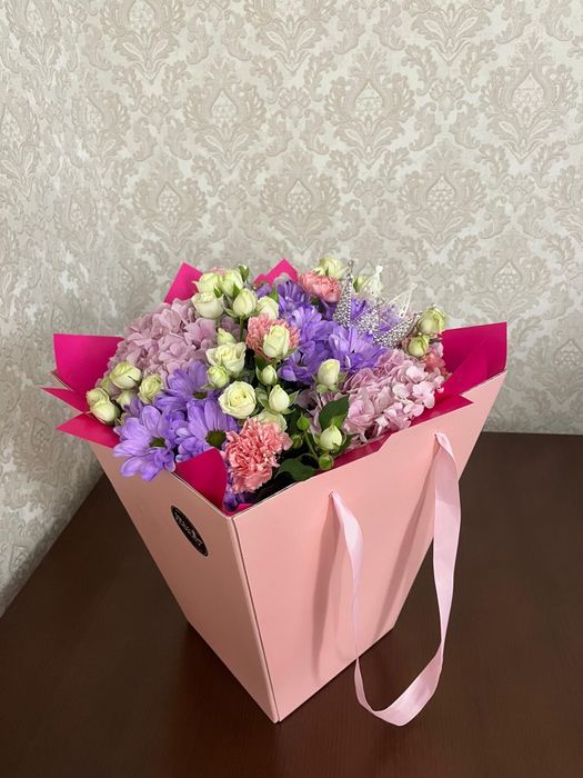 Продам цветы красивые