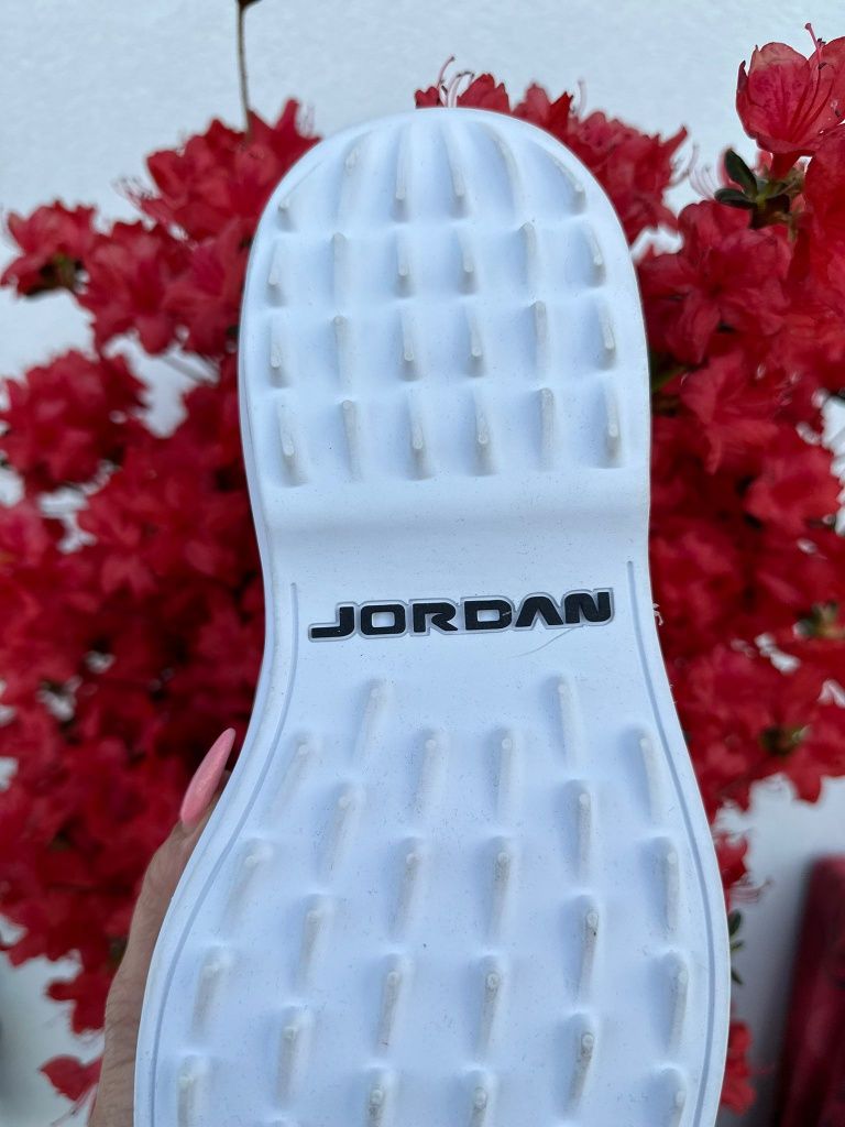 Nike JORDAN Adg 4
