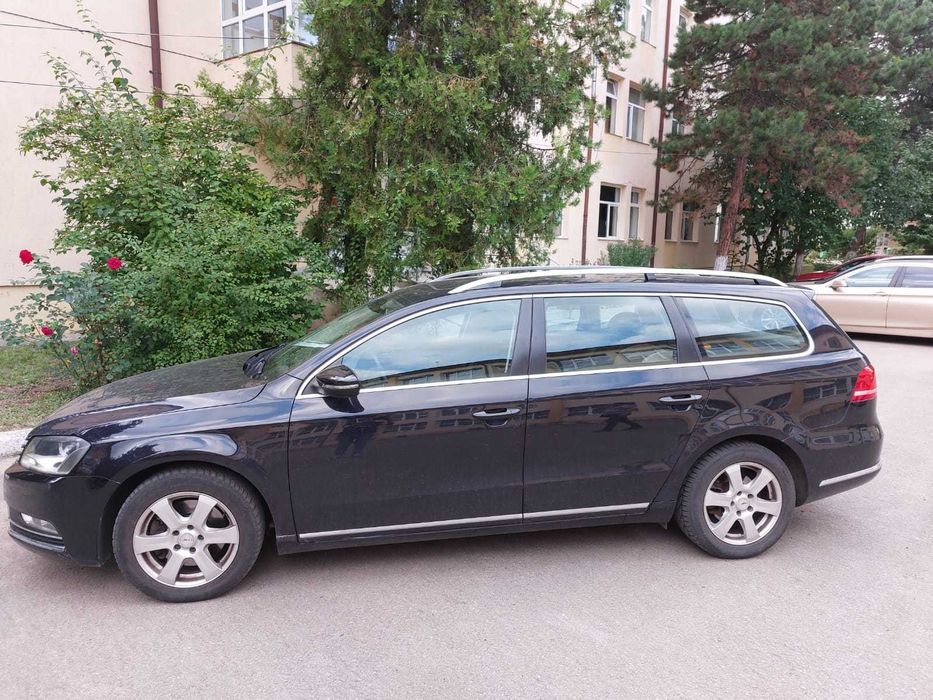 Volkswagen Passat - 2011   1.6 TDI