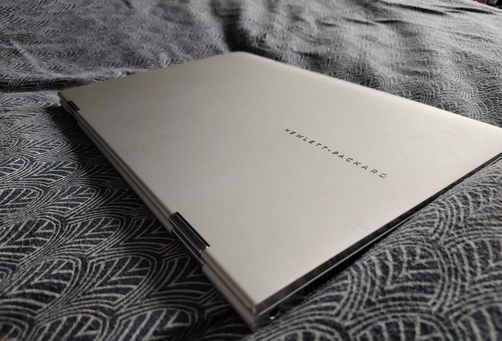 HP Spectre Pro X360 Touchscreen i7 6600 B&O Aluminiu