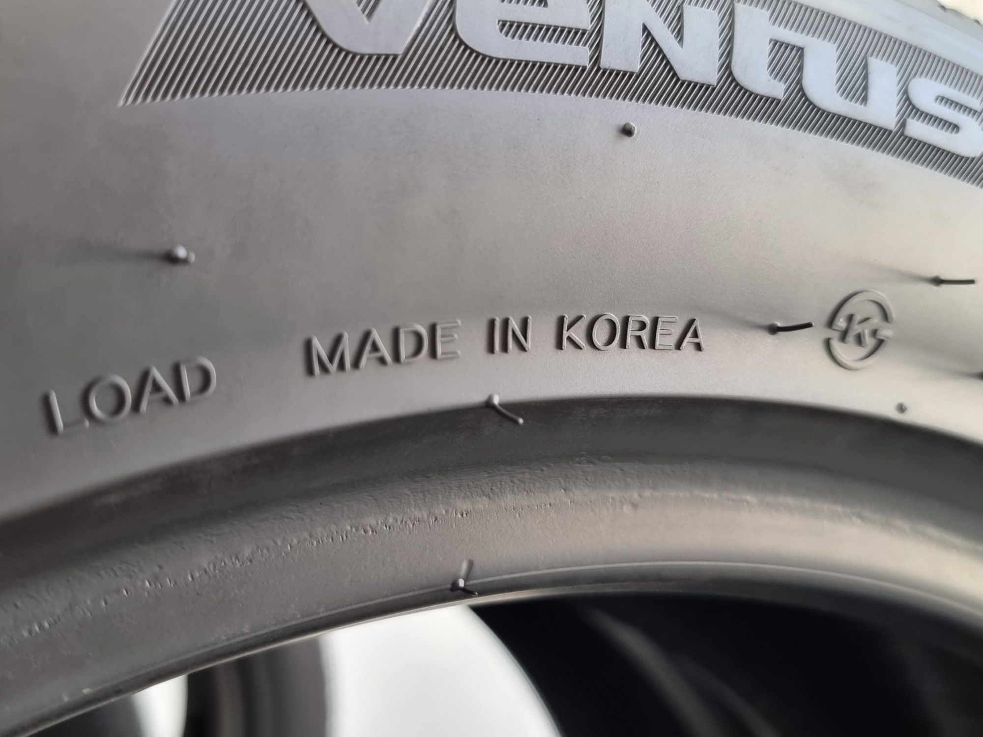 "DOT 22" 205/55/17 Hankook 4Броя: 370лв 6.5мм