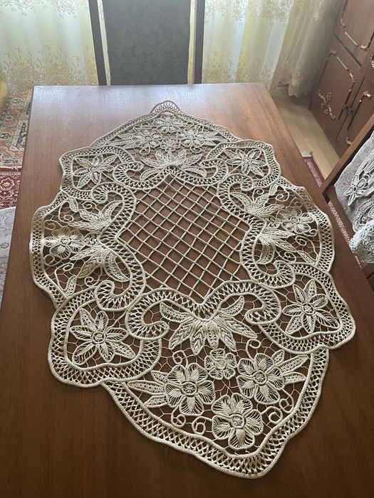 Fete de masa si mileuri de macrame