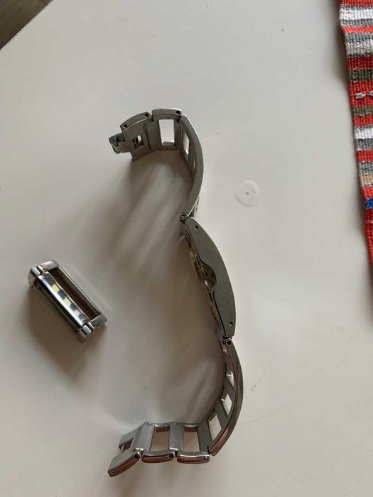 Ceas dama elvetian Swatch Brilliant Bangle