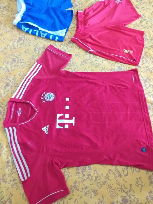 5 Tricou fotbal: T.Henry/Bayern/Fc Liverpool/Arsenal/Croatia,Euro 2004