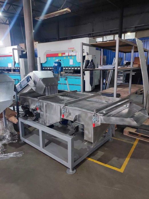 Separator vibro-sită inox pentru paste / produse alimentare