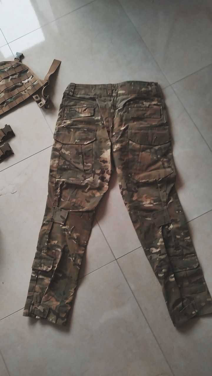 Pantaloni tactici Airsoft