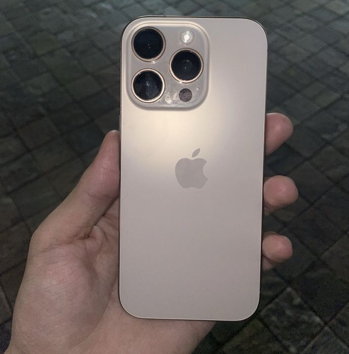 Продам iphone 16 pro 256 как новый
