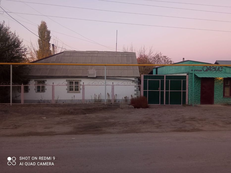 Газофицированный дом с 7 отдельными комнатами(цена договорная))