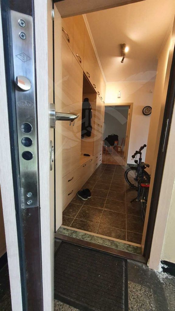 Продава се Двустаен апартамент в Пазарджик, Център - 65 кв.м за 1077 €/кв.м - Снимка #7