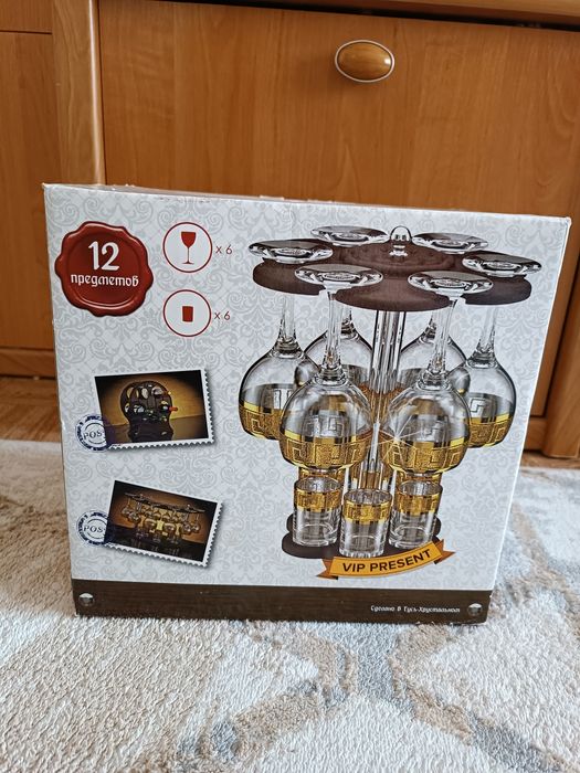 Продам новый набор стаканов и рюмок