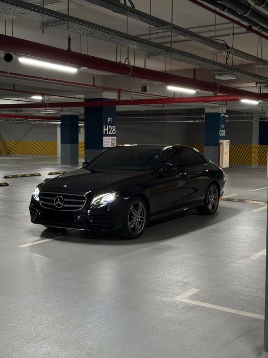 Mercedes Benz W213 E200 4 Matic