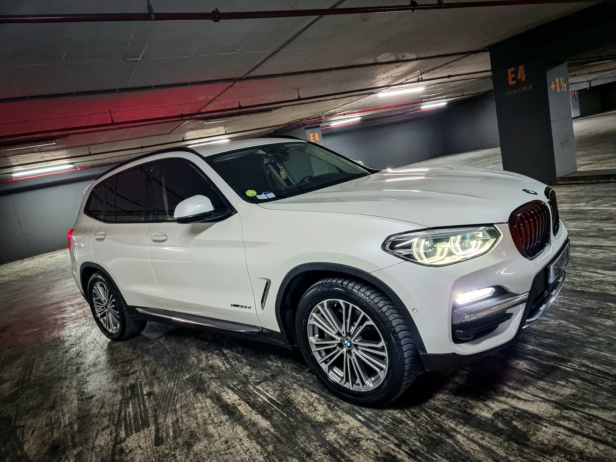 BMW X3 3.0D LUXURY ! 265HP!