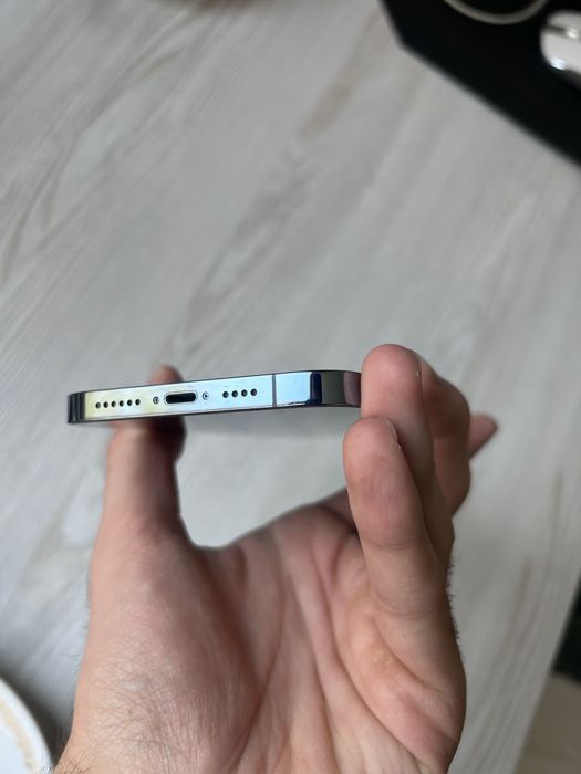 iPhone 13 pro max как новый