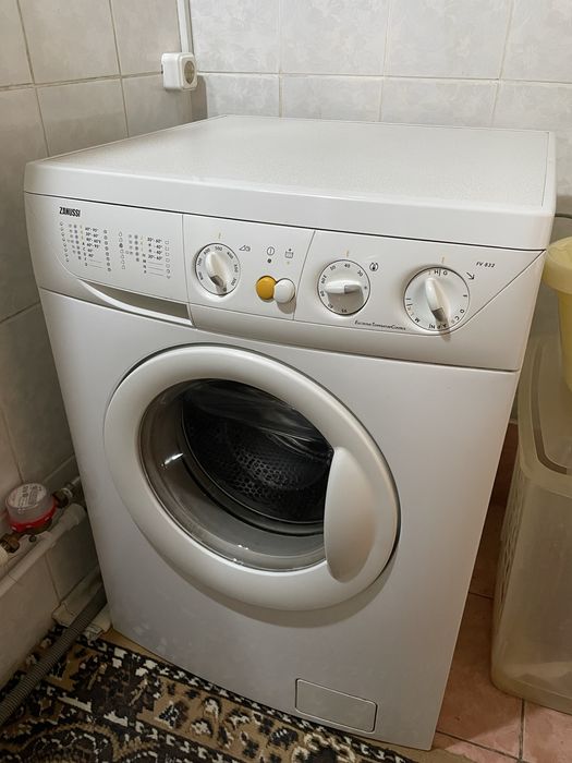 Стиральная машина Zanussi
