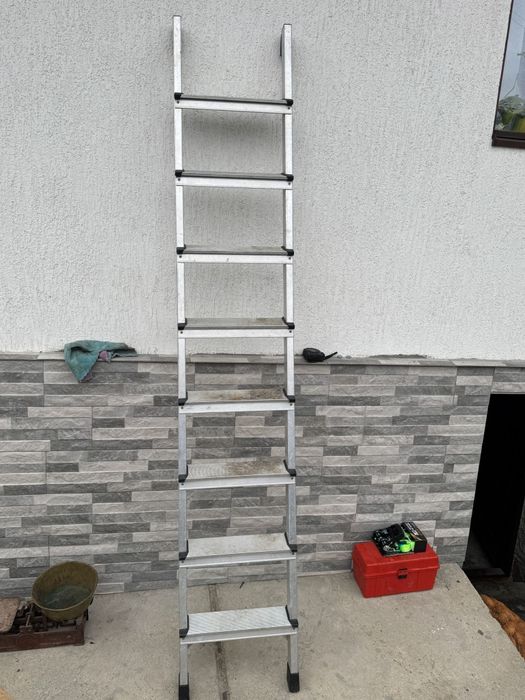 Scară din aluminiu 216 cm lungime